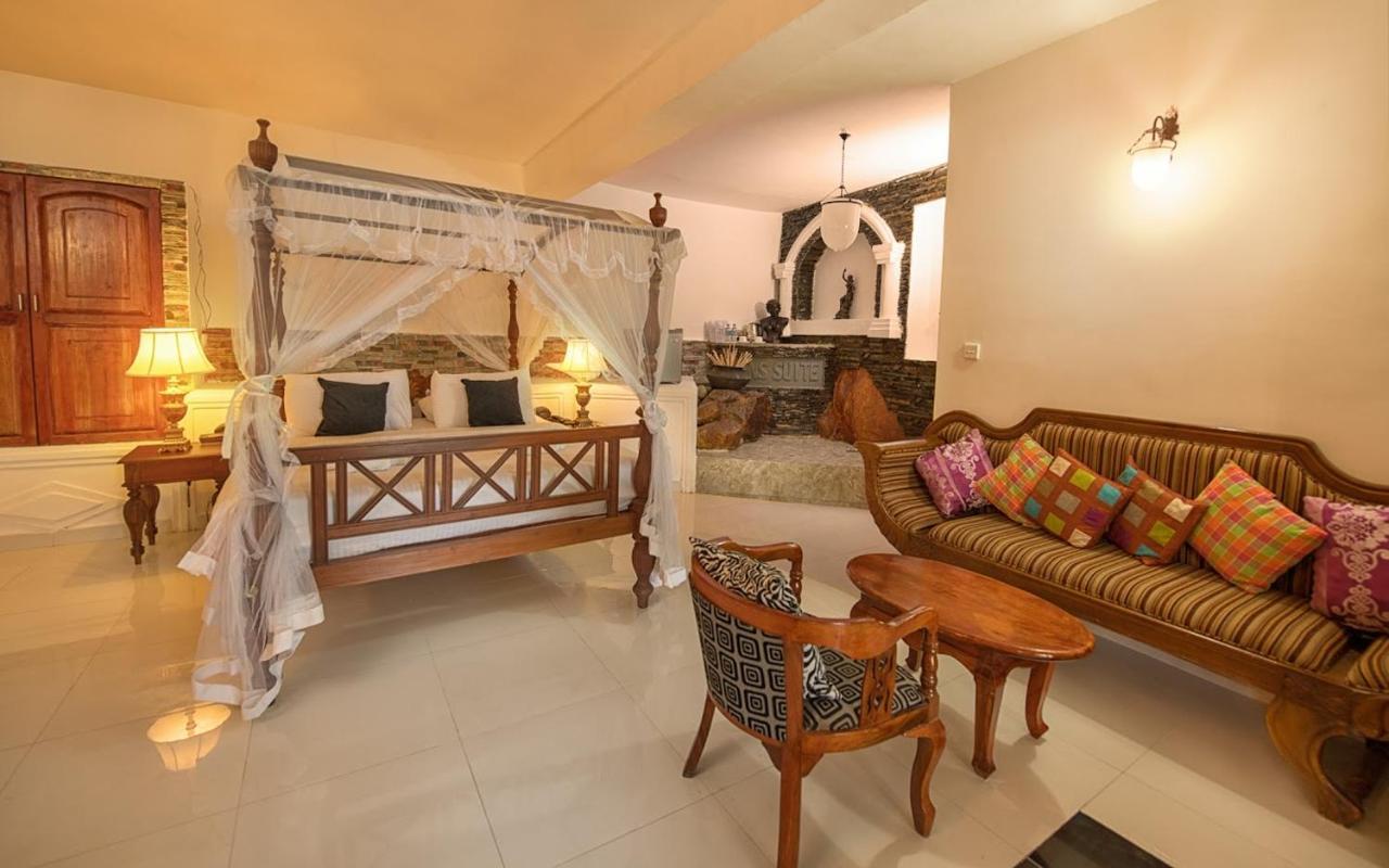 Ceylon Breeze Hotel Kandy Exterior photo