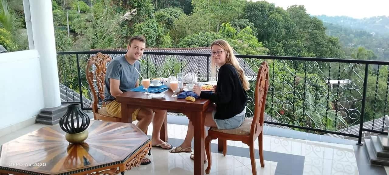 Ceylon Breeze Hotel Kandy Exterior photo